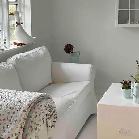 度假居 Half-timbered House From 1894 With Wilderness Bath 尼斯泰兹